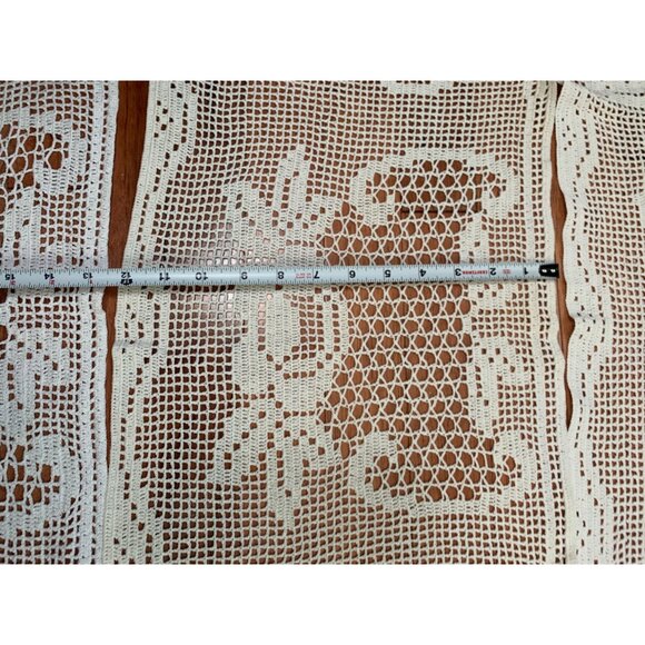 Set of 5 Vintage Handmade Crochet Lace Doilies with Floral & Scroll Patterns - Picture 11 of 16